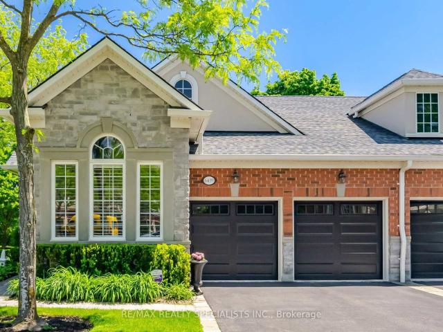 Condo for sale in Woburn, Ontario