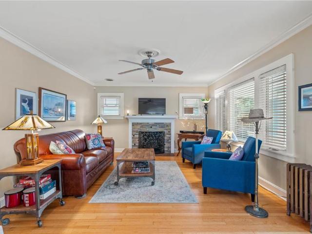 House for sale in Oak Meyer Gardens, Kansas City