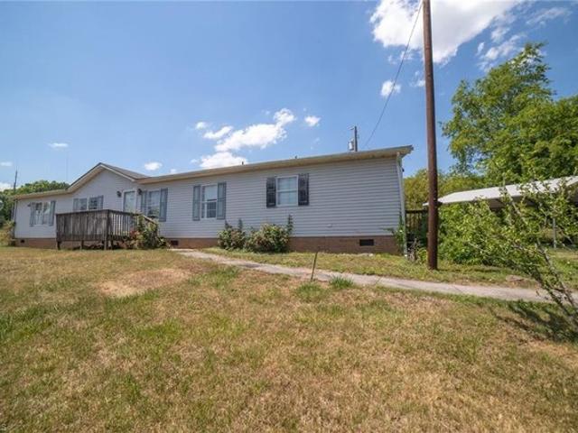 House for sale in Ronda, North Carolina