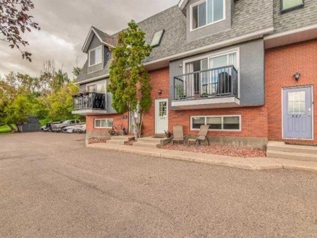Townhouse for sale in Medicine Hat