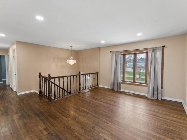 House for sale in Glendale Heights, Illinois