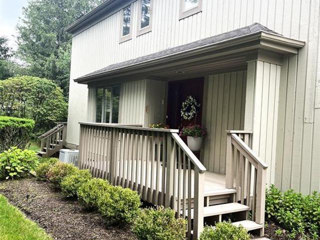 Townhouse for sale in Mahwah