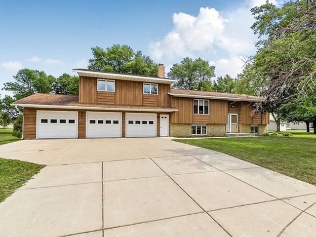 House for sale in Paynesville, Minnesota