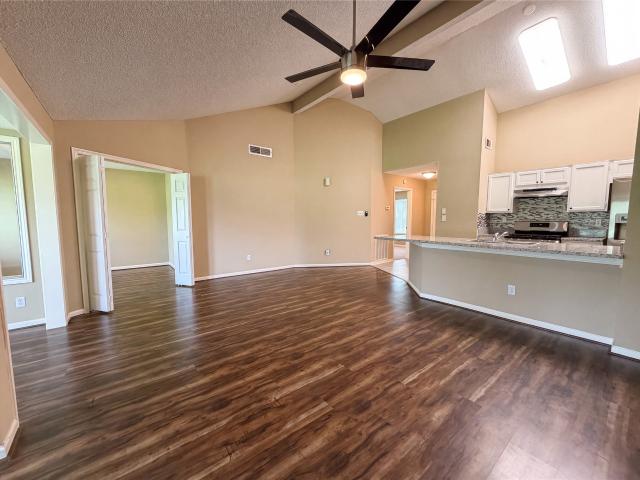 Townhouse for sale in Pearland, Texas