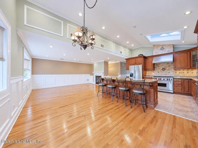 House for sale in Staten Island, New York