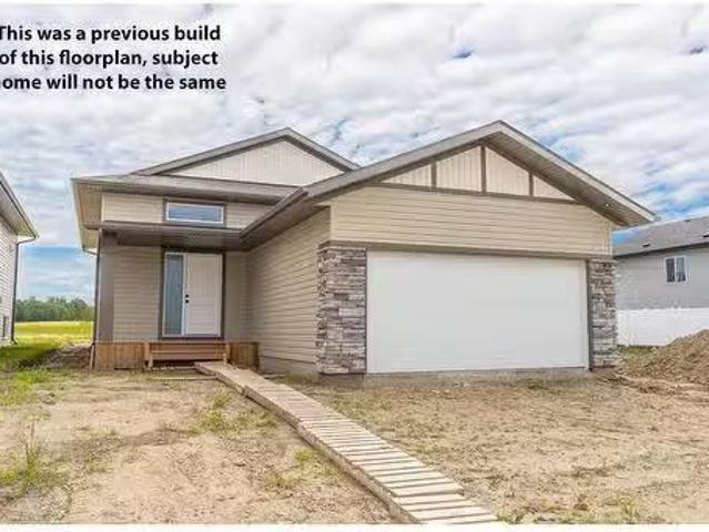 House for sale in Penhold, Alberta