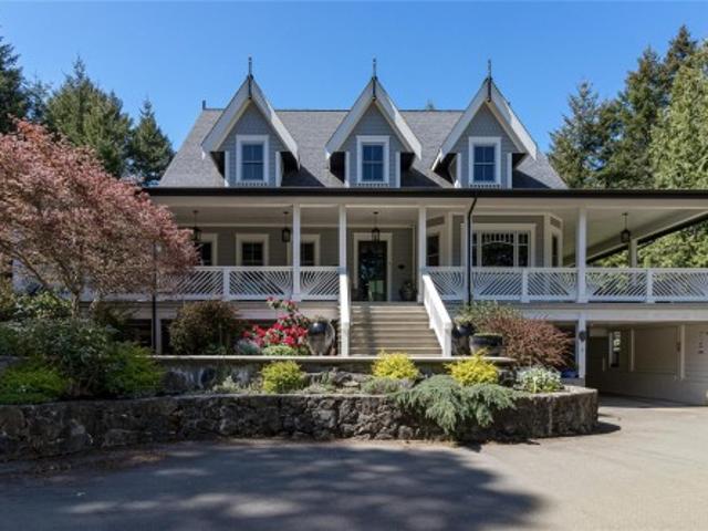 House for sale in Highlands, British Columbia