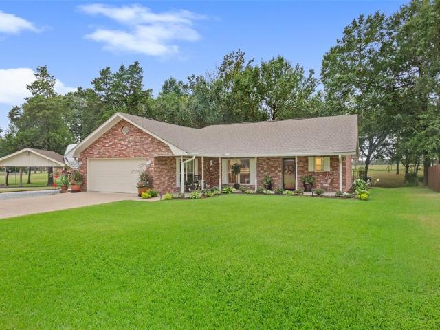 House for sale in Fairfield, Texas