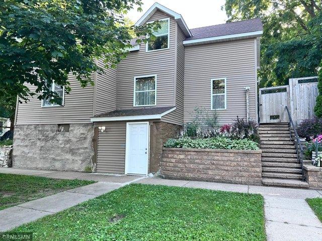 House for sale in West Side, Ramsey
