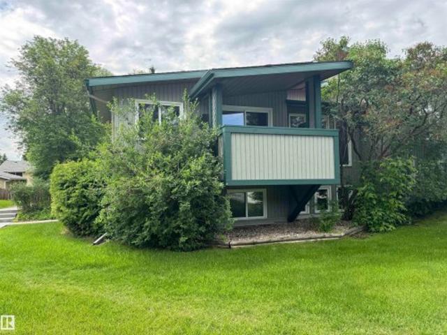 Townhouse for sale in Wedgewood, Alberta