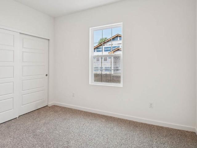Townhouse for sale in Mchenry, Illinois