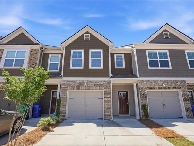 Townhouse for sale in Lithonia, Georgia