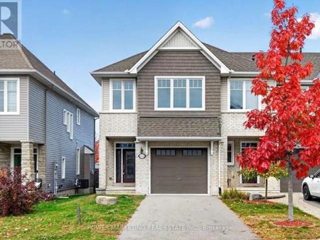 House for sale in Cardinal Creek Village, Ottawa