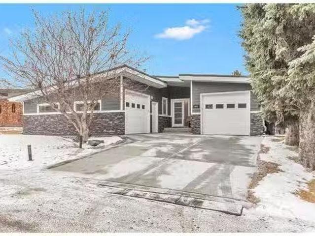 House for sale in Dalhousie, Calgary