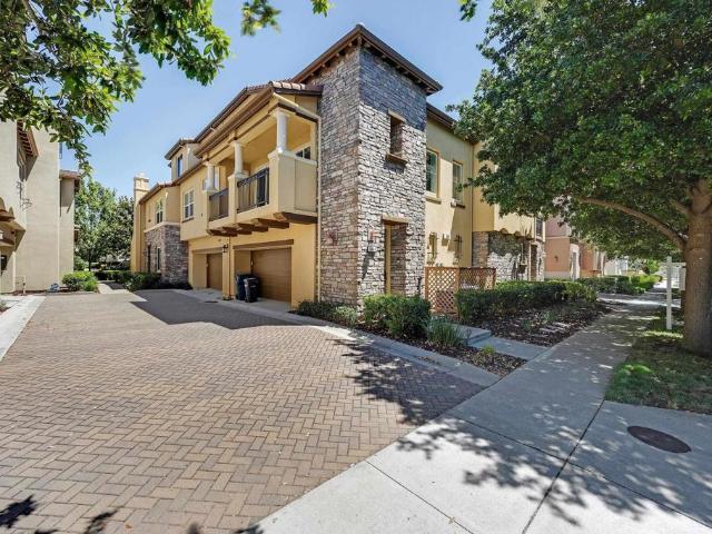Condo for sale in Livermore, California