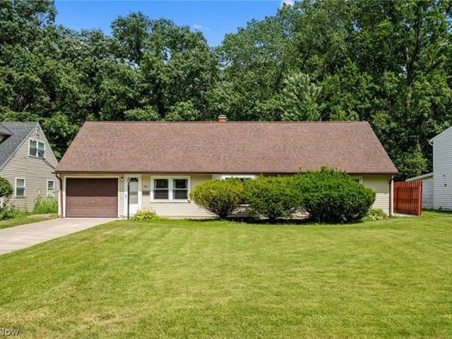 House for sale in Sheffield Lake, Ohio