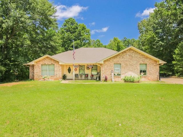 House for sale in Harrison, Texas