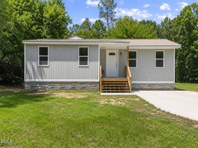 House for sale in Bunnlevel, North Carolina