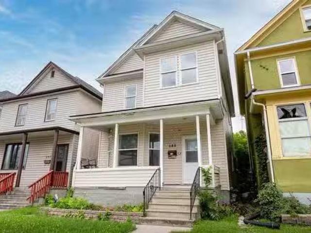 House for sale in East St. Paul, Manitoba