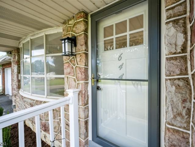 House for sale in Evergreen Village, Alpha