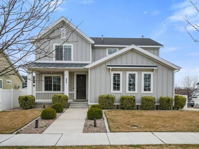 House for sale in Saratoga Springs, Utah