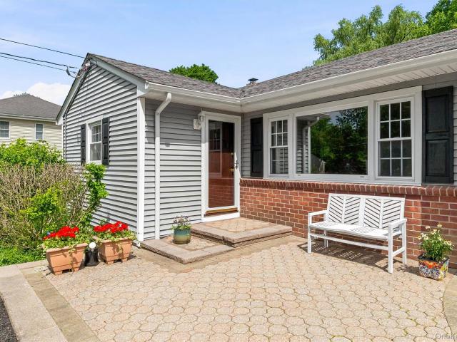 House for sale in Cortlandt Manor, New York