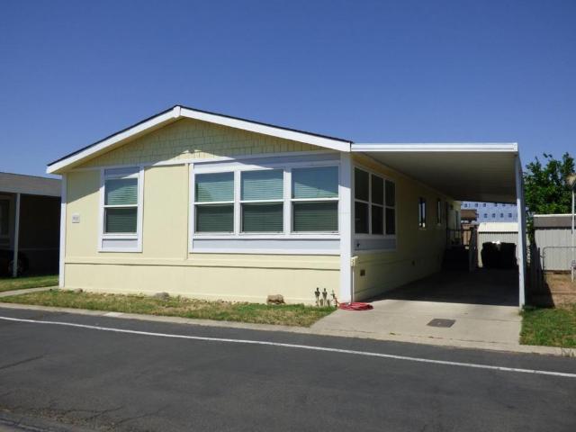 House for sale in Winton Mobile Home Park, Winton