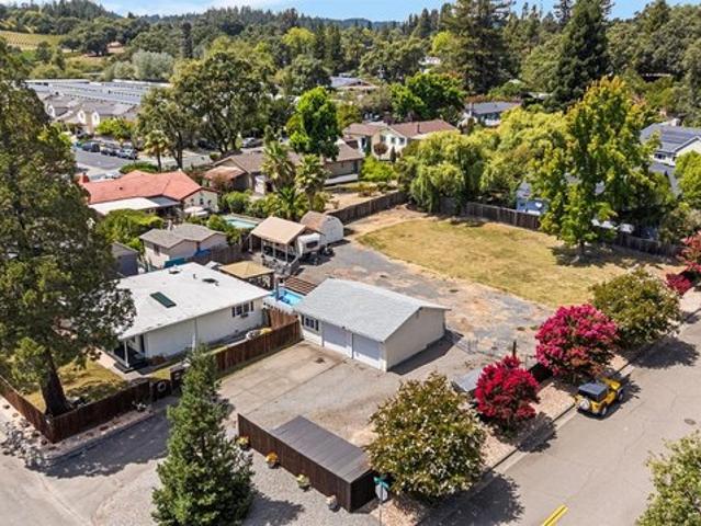House for sale in Forestville, California