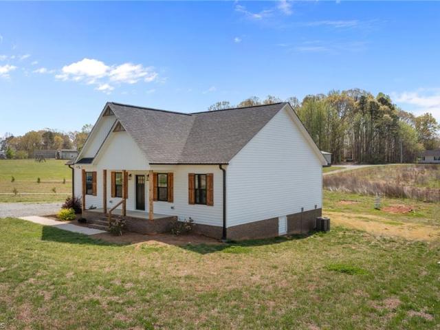 House for sale in Staley, North Carolina