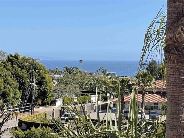 Townhouse for rent in Malibu