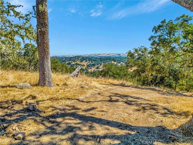 Land for sale in Atascadero, California