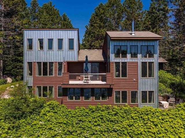 House for sale in Silver Bay, Minnesota