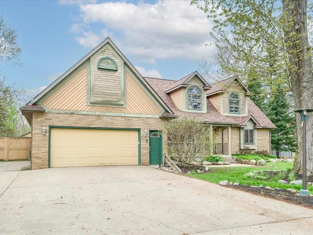 House for sale in Flushing, Michigan