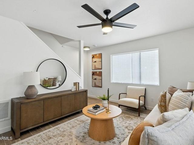Townhouse for sale in Cave Creek, Arizona