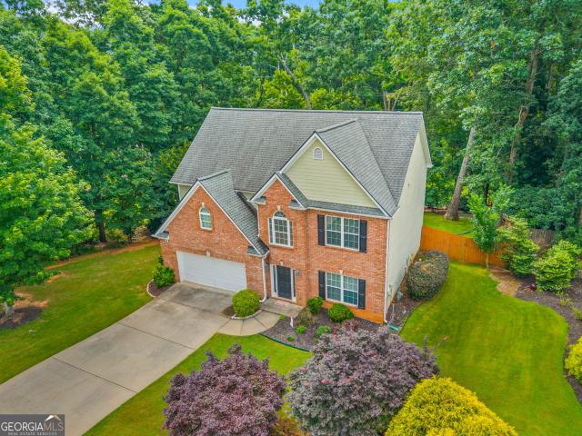 House for sale in Flowery Branch, Georgia