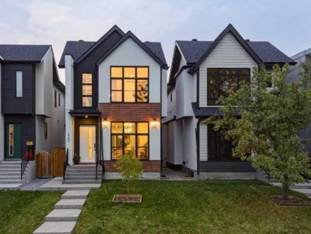 House for sale in Spruce Cliff, Calgary