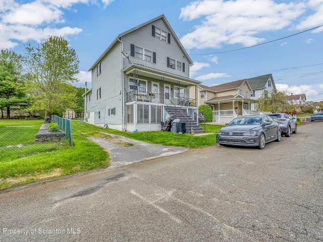 House for sale in Dickson City, Pennsylvania