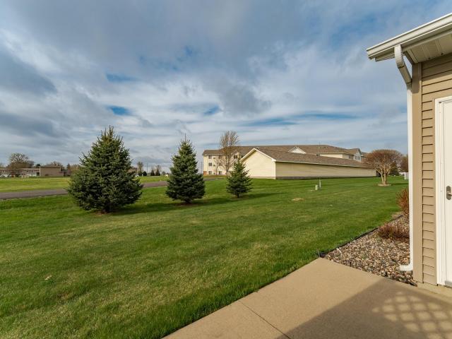 Townhouse for sale in Owatonna, Steele County