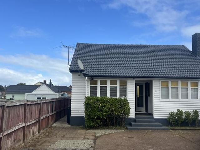 House for rent in Owhata, Oroua County