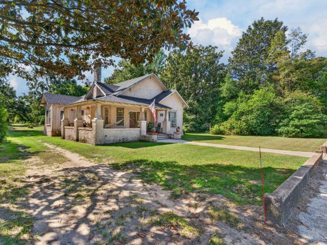 House for sale in Elloree, South Carolina