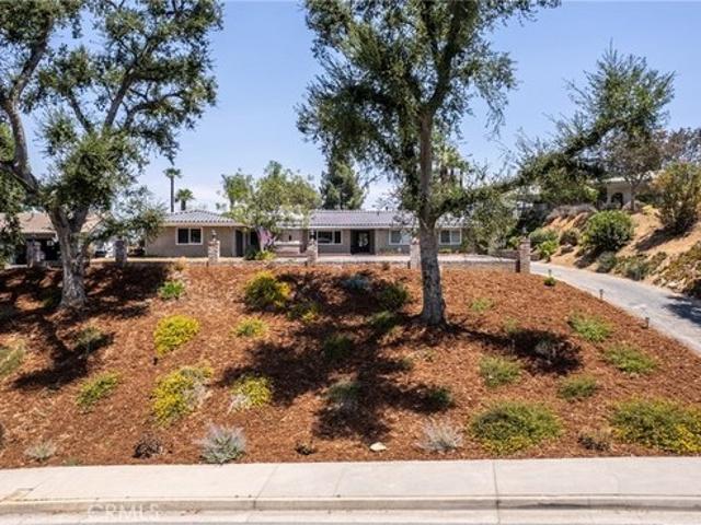 House for sale in Redlands, California