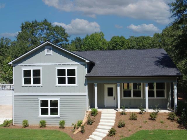 House for sale in Riverbend Farms, Covington