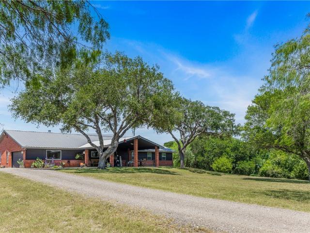 House for sale in Sinton House for sale in Sinton