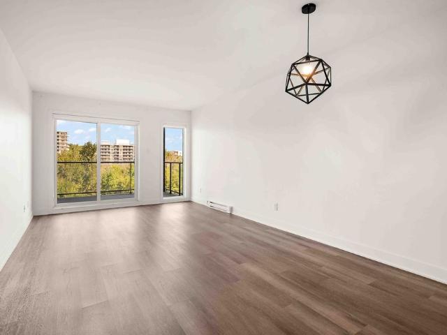 Apartment for rent in Les Moulins, Quebec