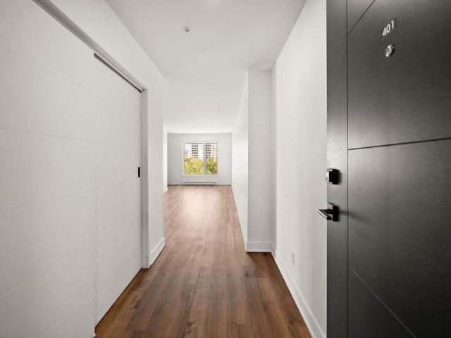 Apartment for rent in Les Moulins, Quebec