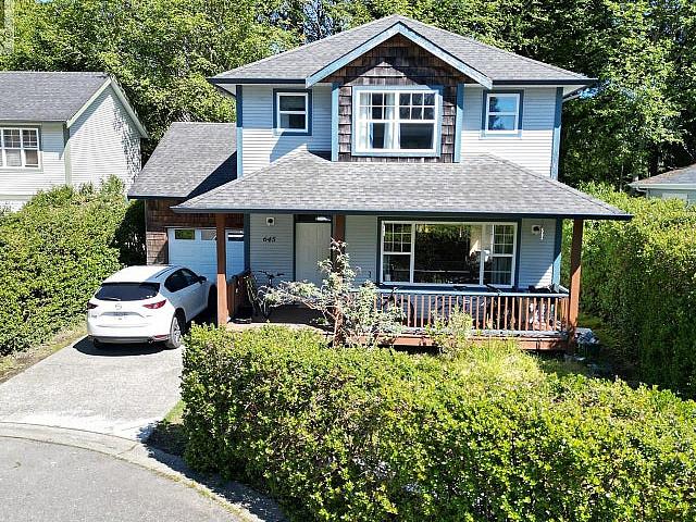 House for sale in Clayoquot, British Columbia