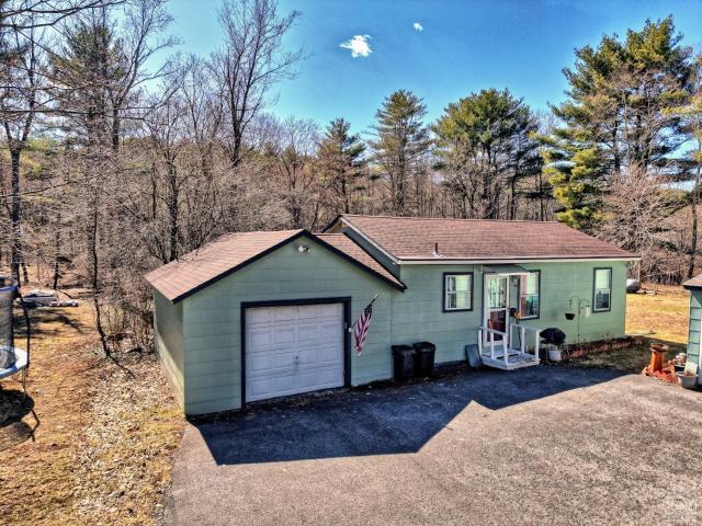 House for sale in Acra, New York
