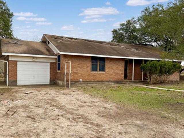 House for sale in Karnes City, Texas