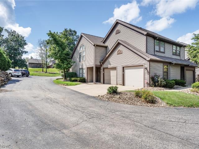 Condo for sale in Canfield, Ohio