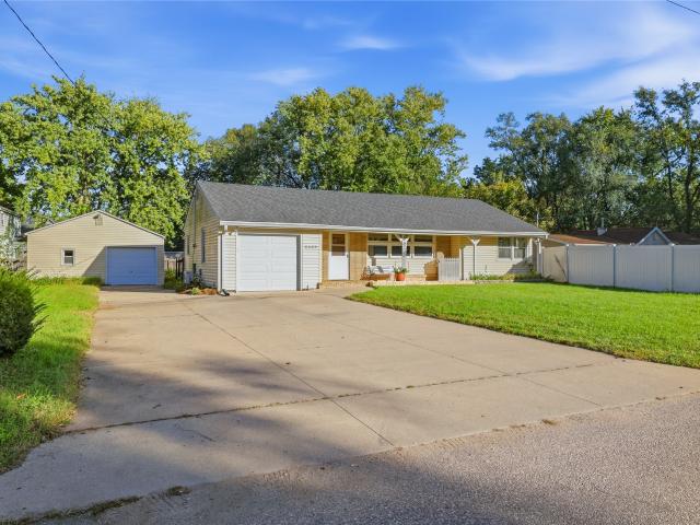 House for sale in Lake Avon, Carlisle